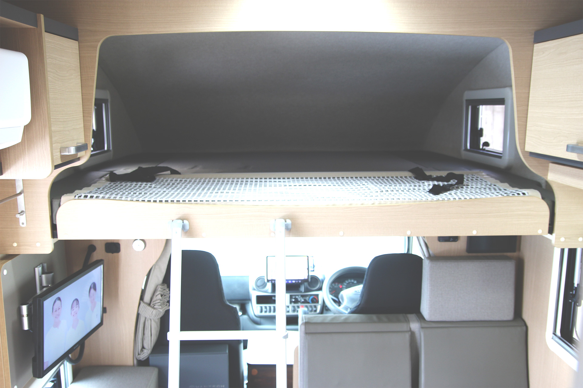 広々スライド式バンクベッド